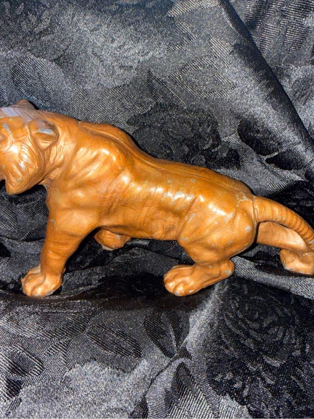 Japanese Tiger panther metal Figurine sculpture - Decorative Home Accent